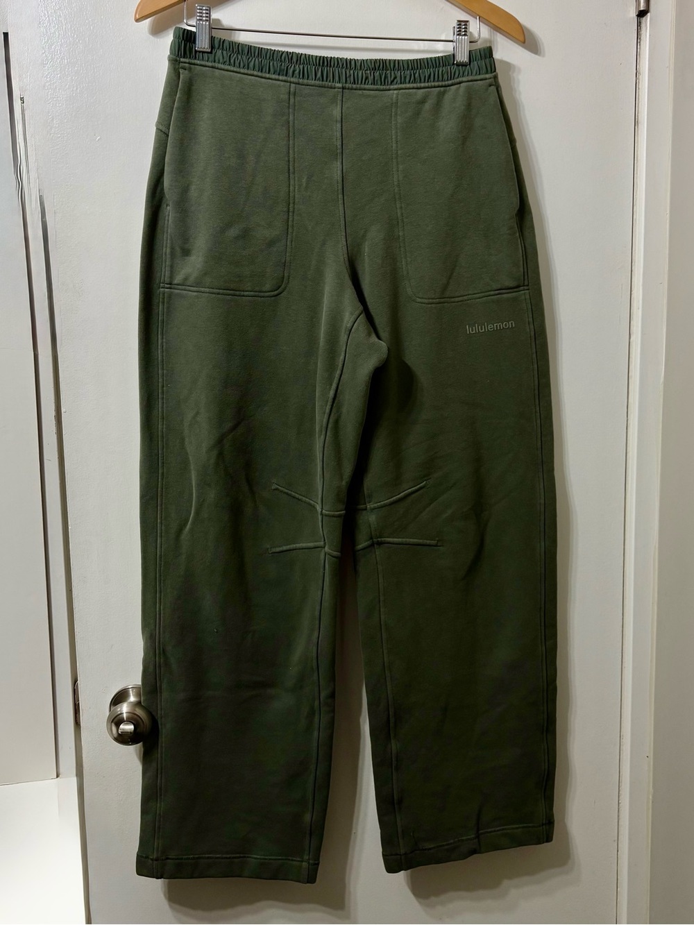 lululemon athletica Men's Dark Olive Green Sweatpants